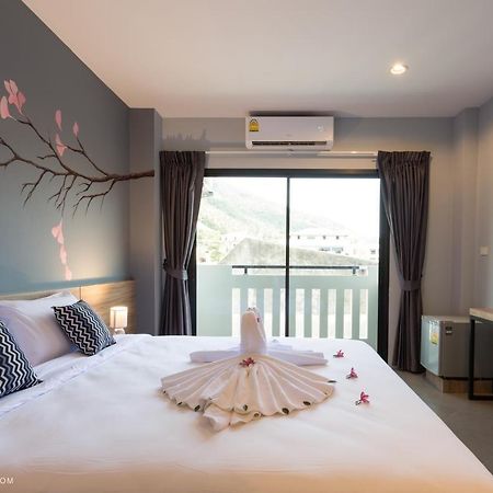 بيت شباب Inest Poshtel شاطئ كاتا المظهر الخارجي الصورة